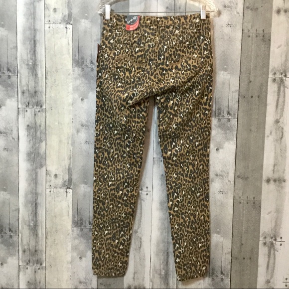 HOT KISS Leopard Print Jeans Pants Skinny Sz 7 NWT - Picture 2 of 8